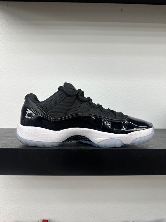 Preowned Jordan 11 Low Space Jam