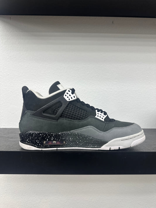 Preowned Jordan 4 Retro Fear