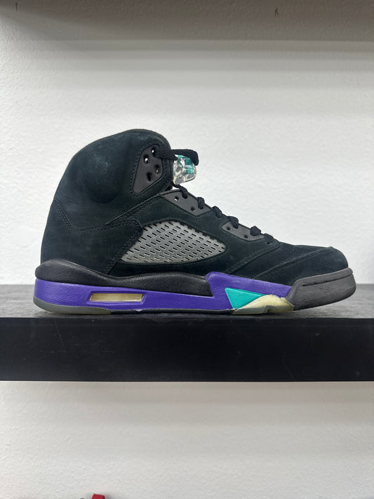 Preowned Jordan 5 Grape