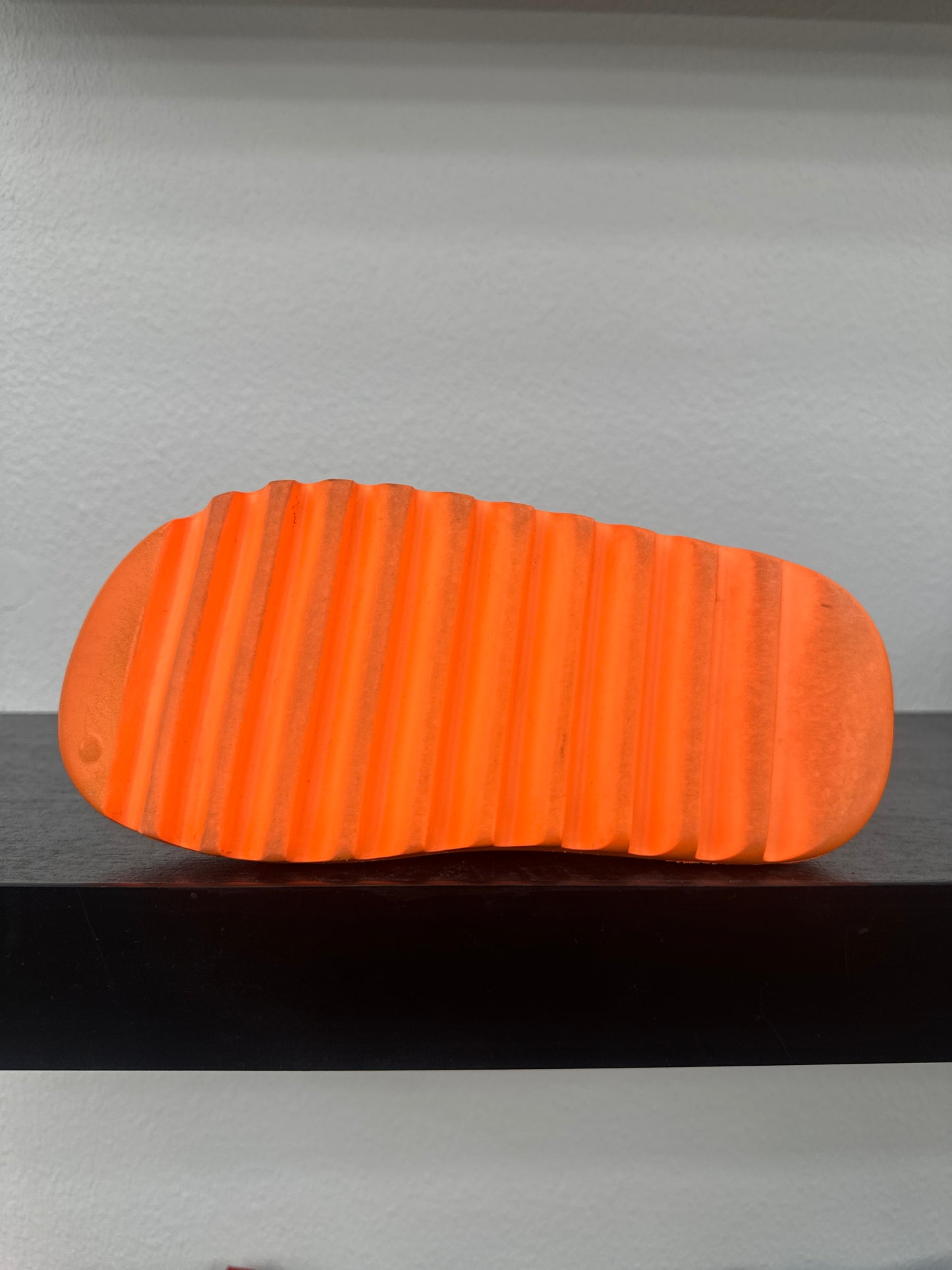 Preowned Yeezy Slide Enflame Orange