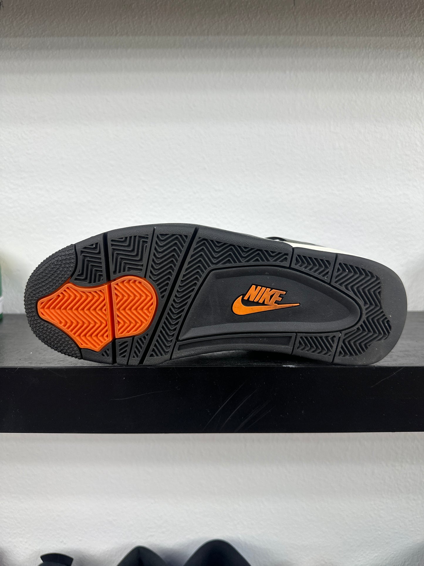 Preowned Jordan 4 Undefeated 2025