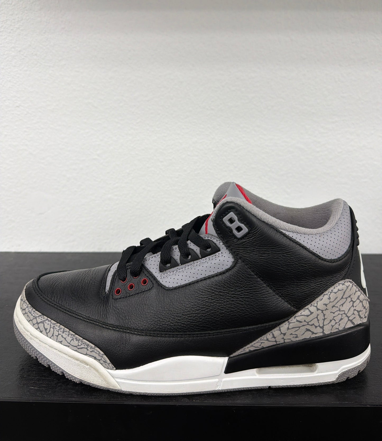 Preowned Jordan 3 Retro Black Cement