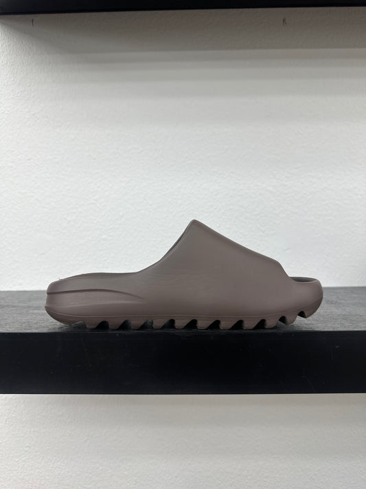 Preowned Yeezy Slide Soot