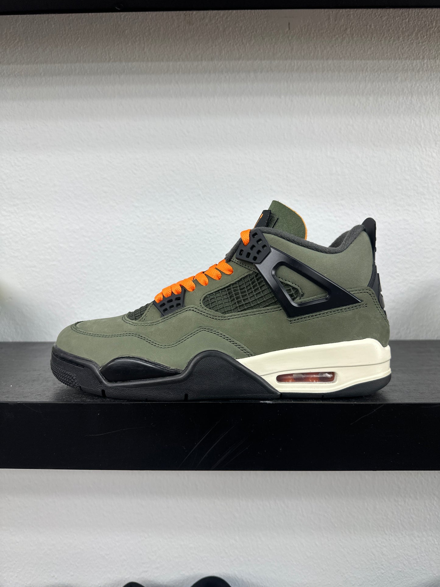 Preowned Jordan 4 Undefeated 2025