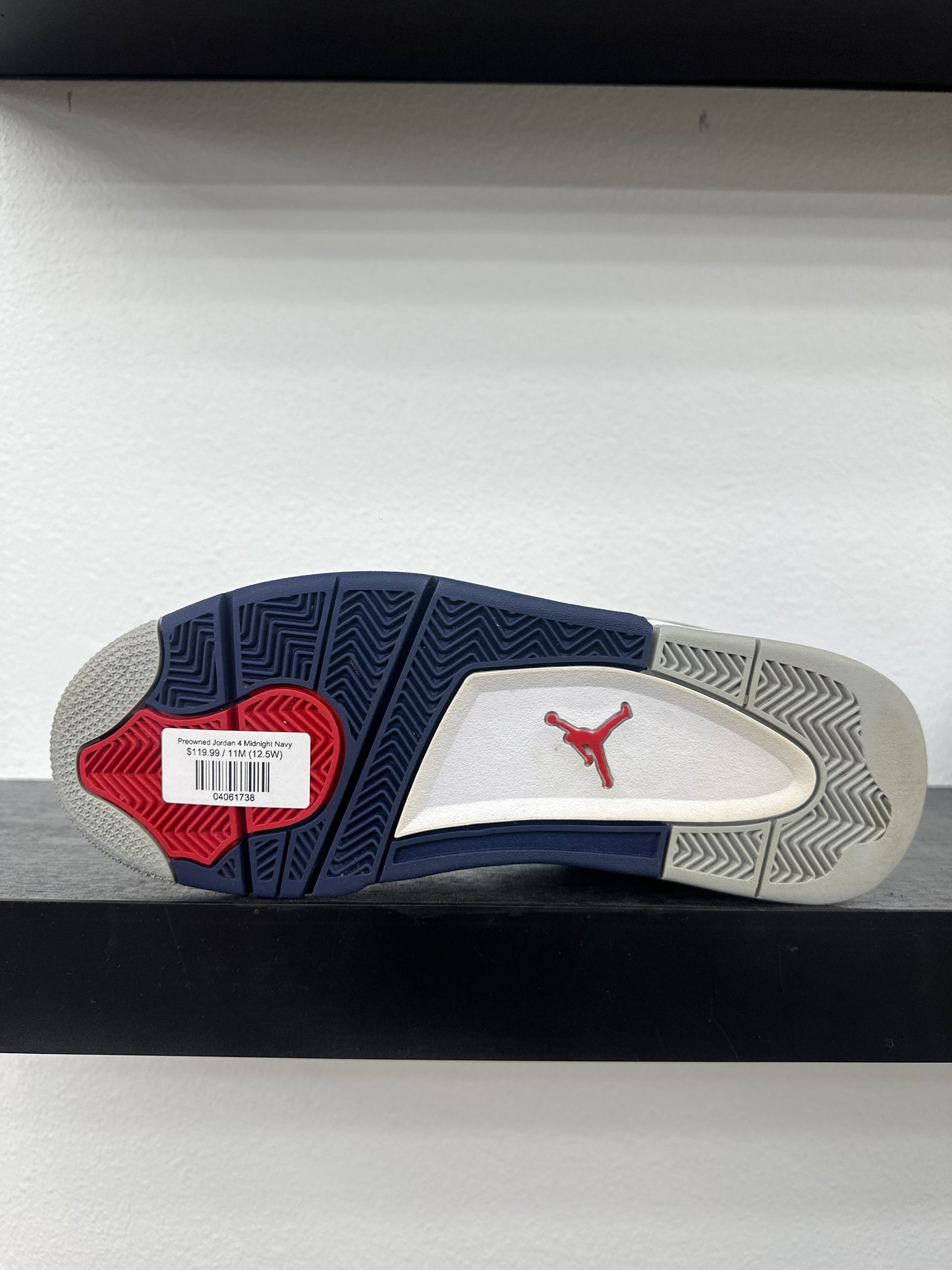 Preowned Jordan 4 Midnight Navy