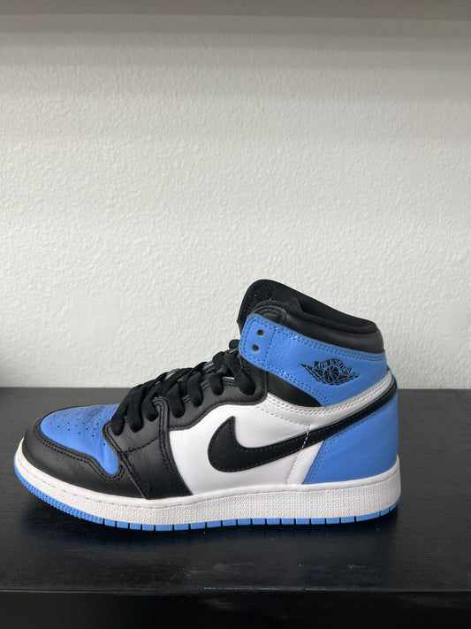 Preowned Jordan 1 Retro High OG UNC Toe