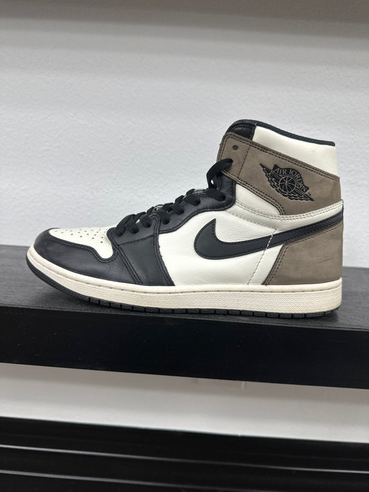 Preowned Jordan 1 Retro High Dark Mocha