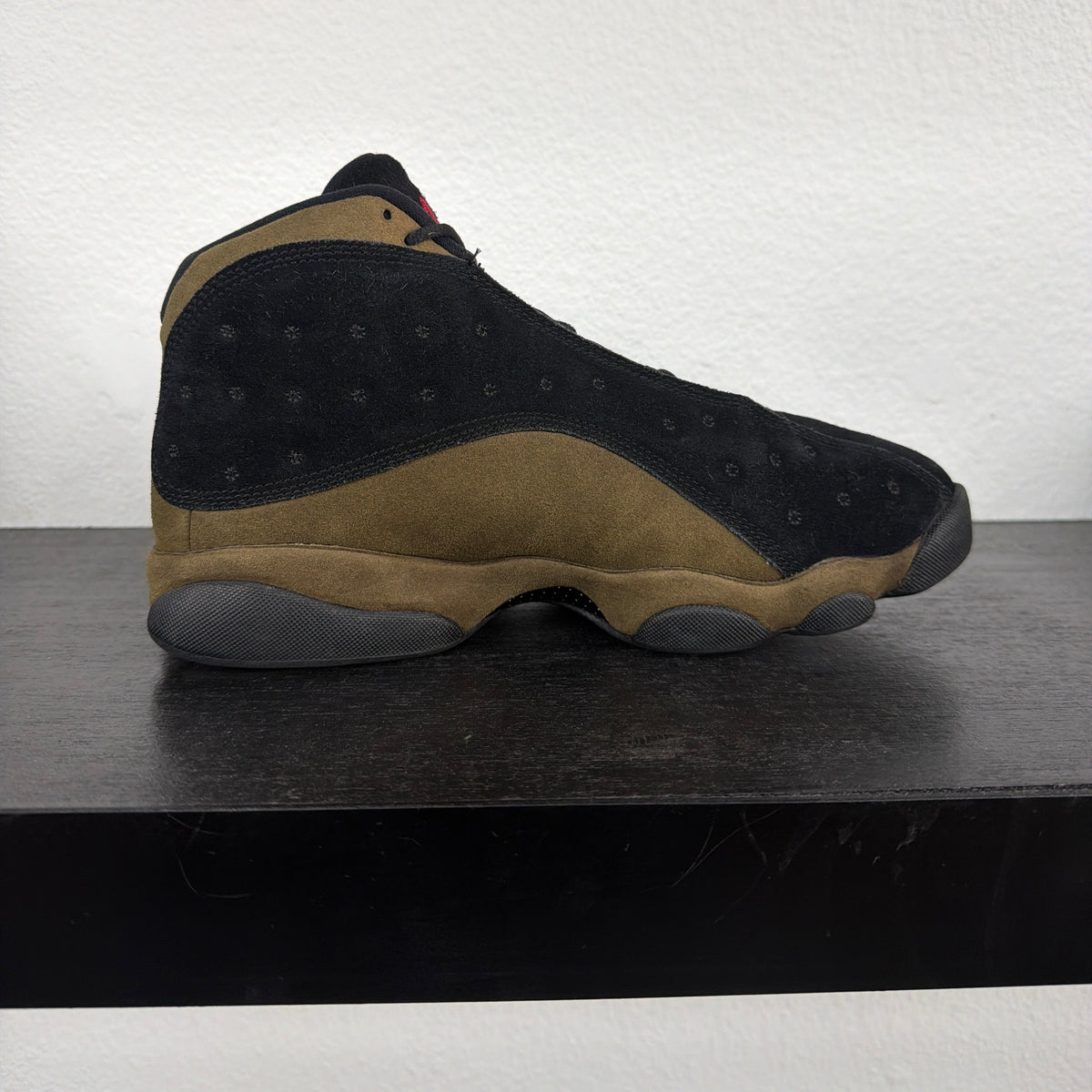 Preowned Jordan 13 Olive