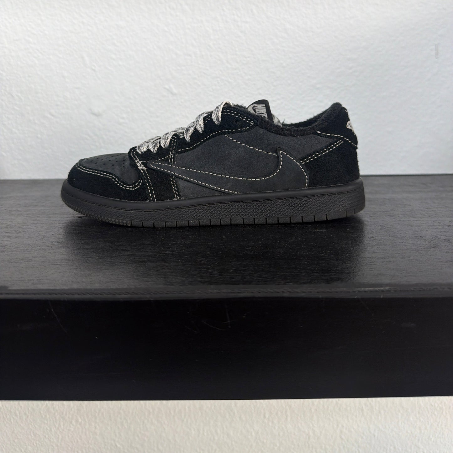 Preowned Travis Scott Phantom PS