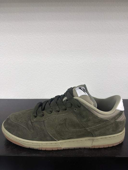 Preowned Nike SB Dunk Low Pro B Sequoia