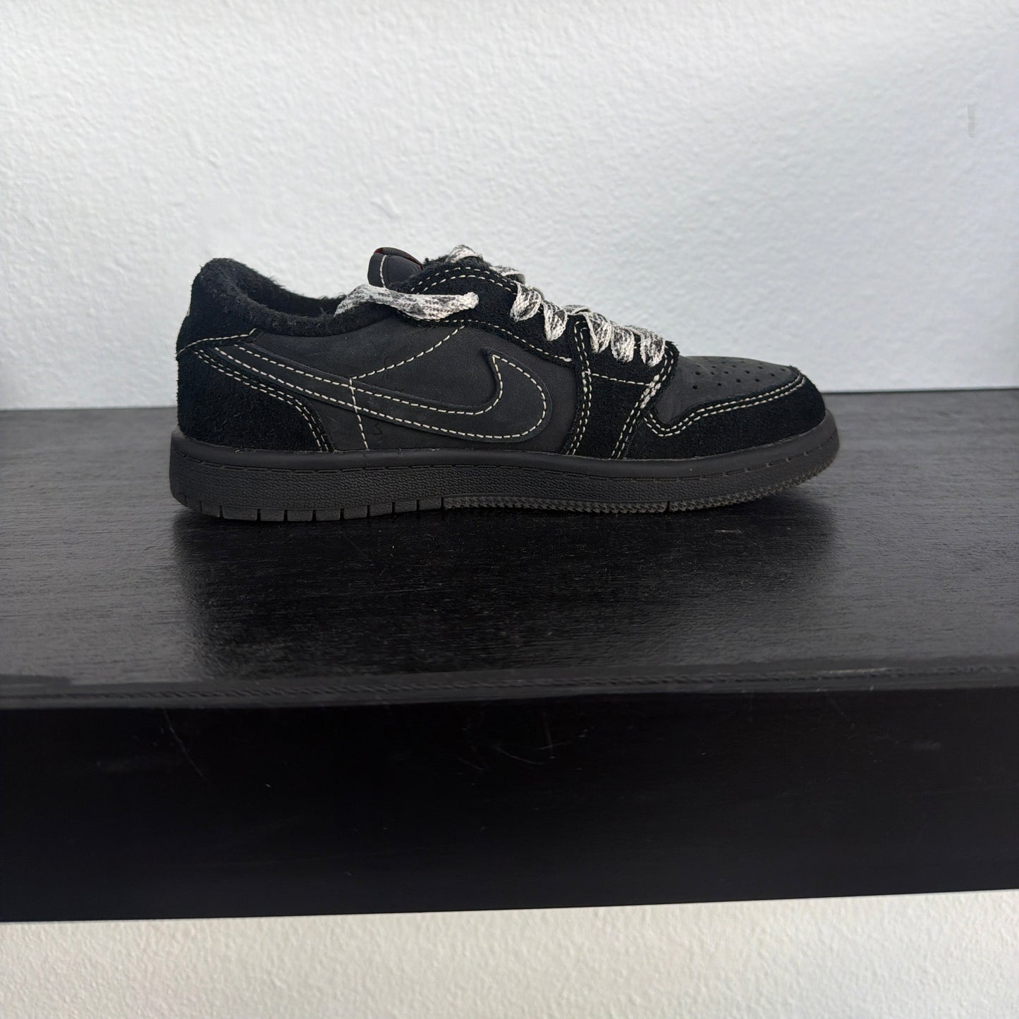 Preowned Travis Scott Phantom PS