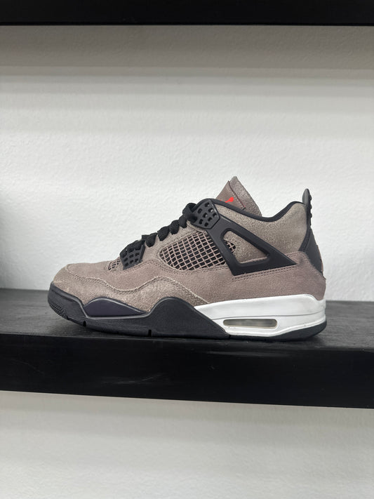 Preowned Jordan 4 Taupe Haze