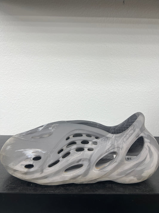 Preowned Adidas Yeezy Foam RNR MX Granite