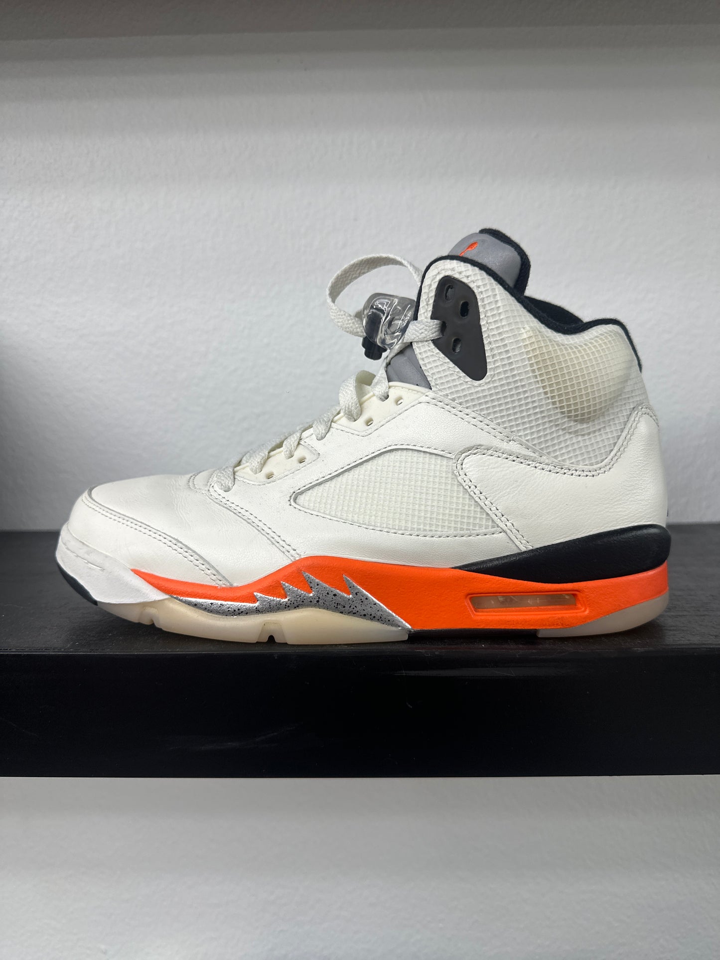Preowned Jordan 5 Retro Shattered Backboard