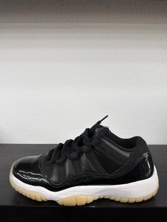 Preowned Jordan 11 Low Barons