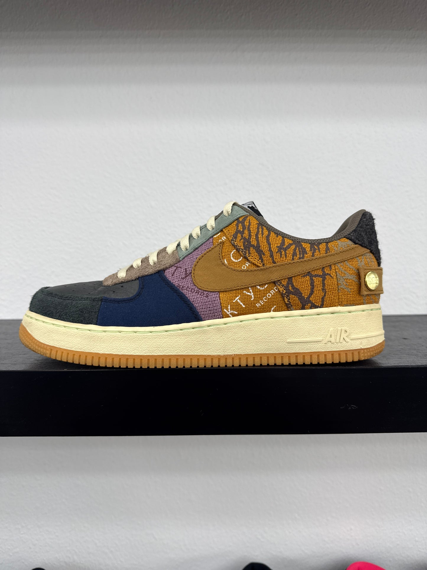 Preowned Nike Air Force 1 Low Travis Scott Cactus Jack