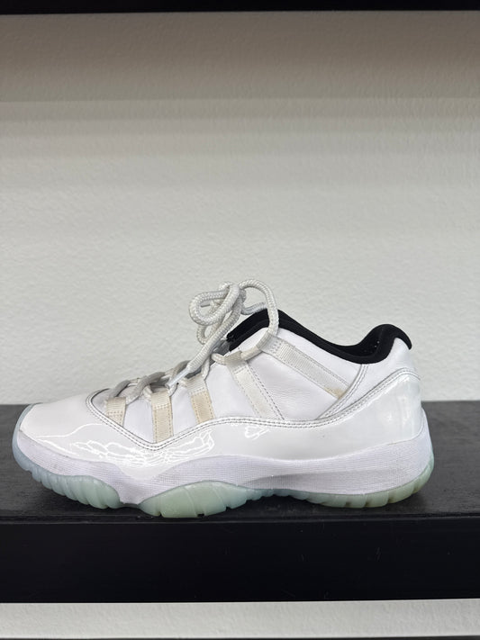 Preowned Jordan 11 Retro Low Legend Blue