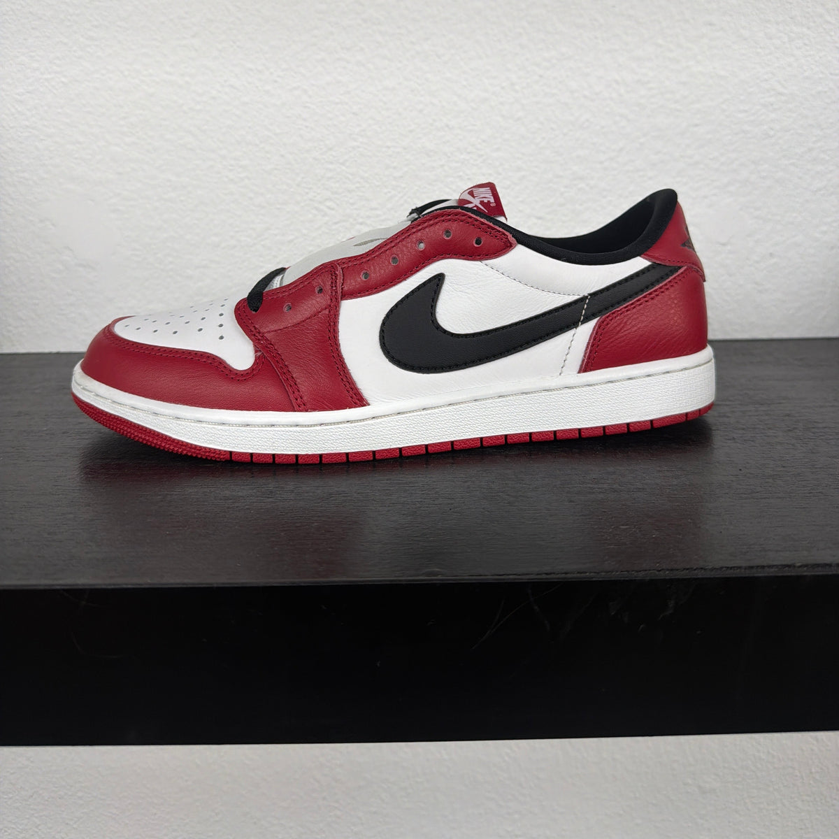 Preowned Jordan 1 Low Chicago 2025