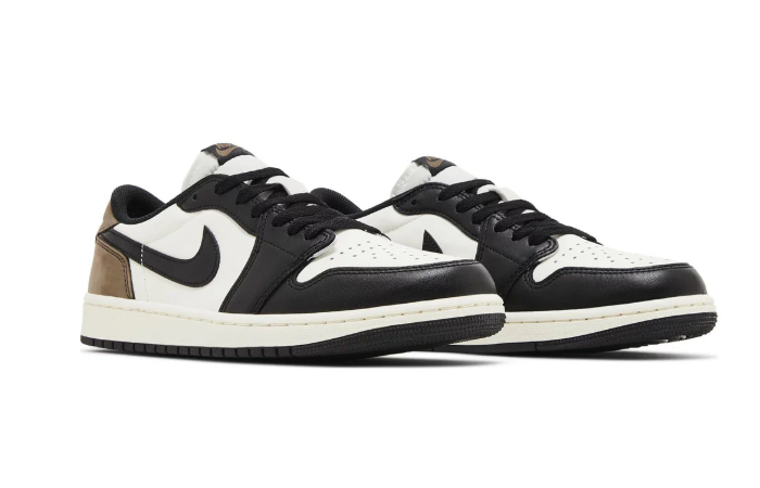 Jordan 1 Retro Low OG Mocha